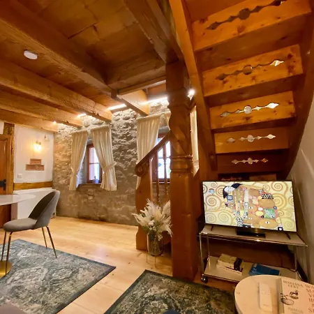 Apartment Mein Mini-haus - 2 - Smart-tv - Stein & Holz Karlsruhe