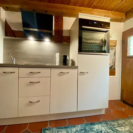 Mein Mini-haus - 2 - Smart-tv - Stein & Holz Apartman *