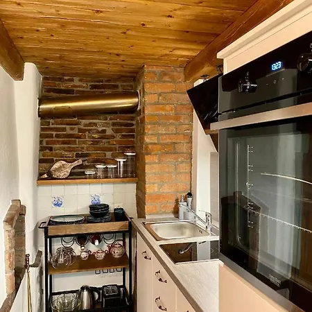 Mein Mini-haus - 2 - Smart-tv - Stein & Holz *