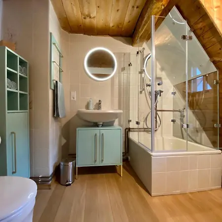 Mein Mini-haus - 2 - Smart-tv - Stein & Holz Apartman