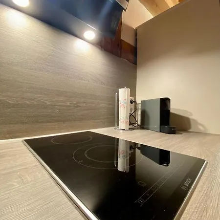 Mein Mini-haus - 2 - Smart-tv - Stein & Holz * Karlsruhe